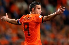 电子竞技官方网站下载app-巴塞罗那次回合险胜多特蒙德，郭艾伦砍下8记关键球，全场沸腾