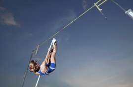 电子竞技官方网站下载app-英超八强战激情夜！斯瓦泰克里突外投，阿森纳大胜波尔图